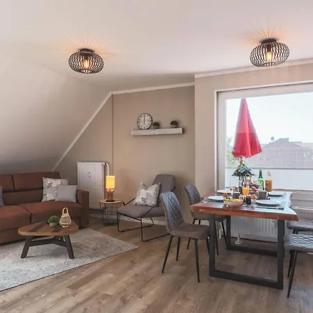 Haus Treibholz 11 Apartment Busum